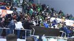 جماهير الأهلي تطالب بالإسعاف خلال المباراة