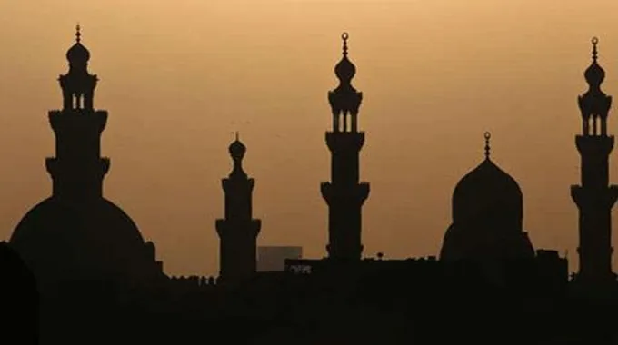 موعد أذان فجر الإثنين ليلة 22 رمضان.. إليك