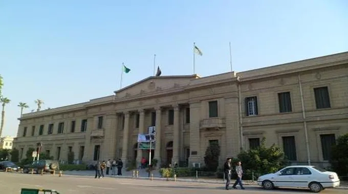 شطب غير الملتزمين.. قرار جديد من حقوق جامعة