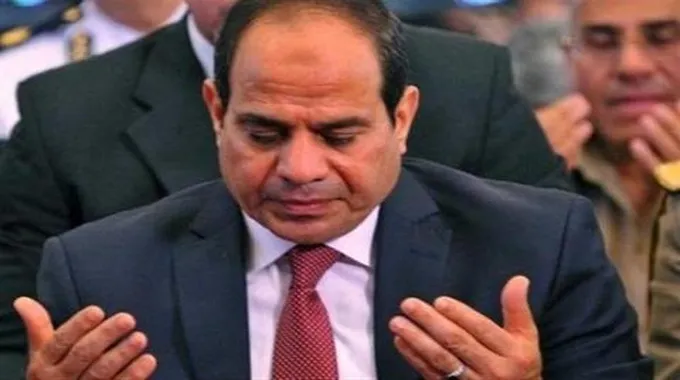 الرئيس السيسي يصل إلى مسجد القوات الجوية لأداء