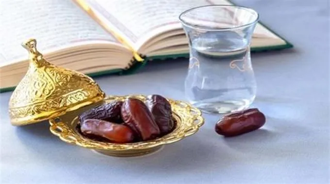 خبراء: صيام رمضان يقلل من خطورة هذه الأمراض