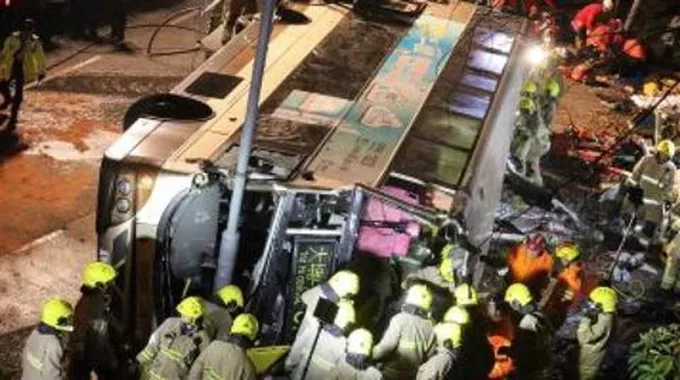 عمدة فينسيا: السبب وراء انقلاب حافلة السياح