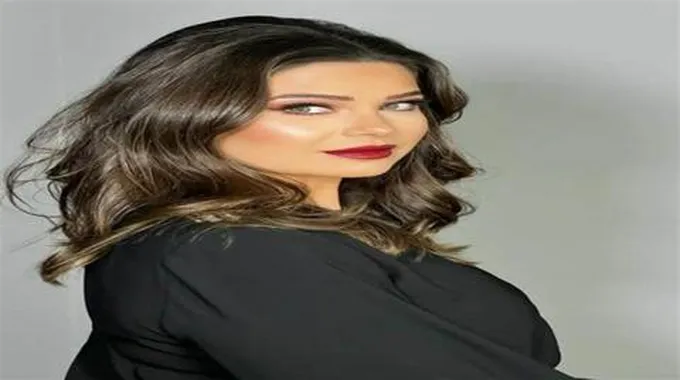 يسرا اللوزي تدعم فلسطين بهذه الصورة