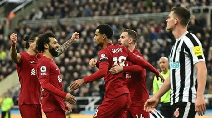 تقارير: نجم ليفربول يرفض عرضا من الدوري السعودي