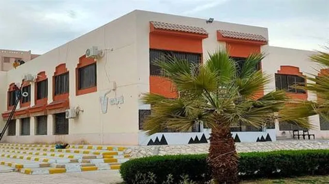 وزير الإسكان يُتابع مستجدات الموقف التنفيذي لمشروعات مدينة قنا
