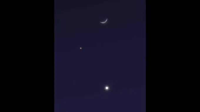 بعد قليل.. مثلث سماوي يزين السماء مشاهد بالعين