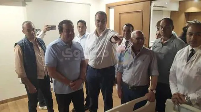 وزير الصحة يتفقد مجمع الشفاء الطبي ببورسعيد..