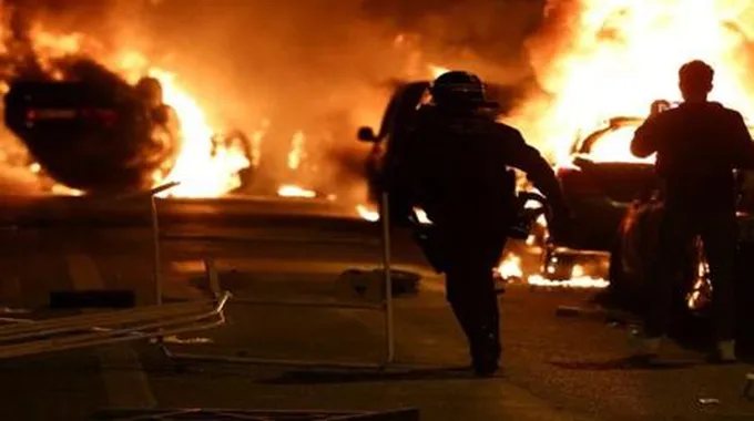 ليلة خامسة من أعمال الشغب في فرنسا واعتقال أكثر