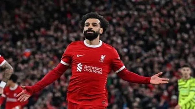 حقيقة اقتراح تحويل محمد صلاح 20% من راتبه مع