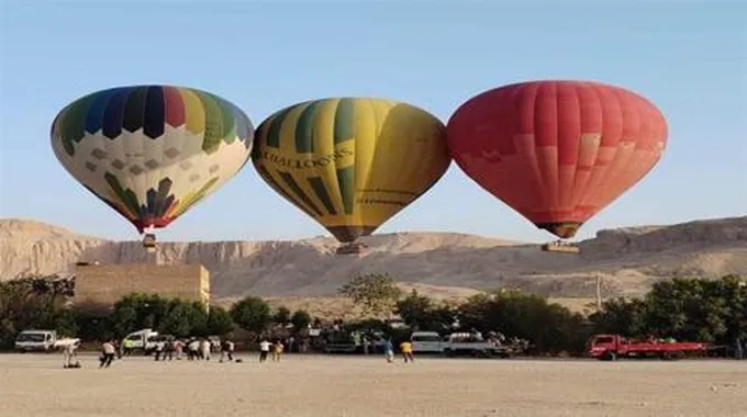 بسبب سرعة الرياح.. وقف رحلات البالون الطائر في