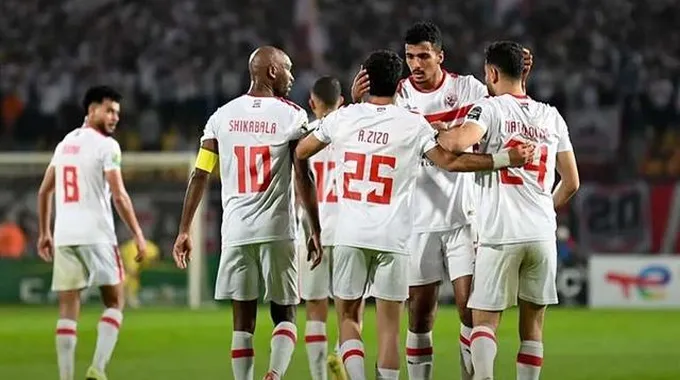 مواجهة القمة: السوبر الأفريقي بين الأهلي والزمالك