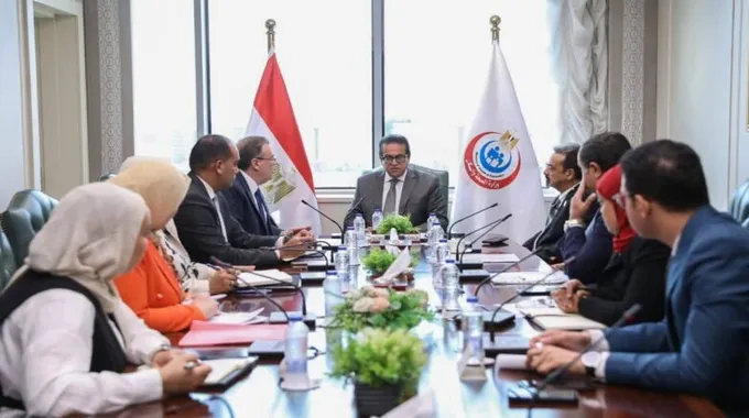 اجتماع لمراجعة الأداء الصحي في الوادي الجديد