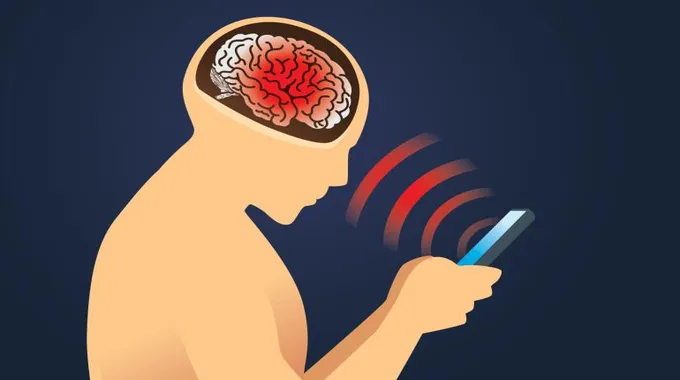 استخدام الهواتف المحمولة وتأثيره على الصحة