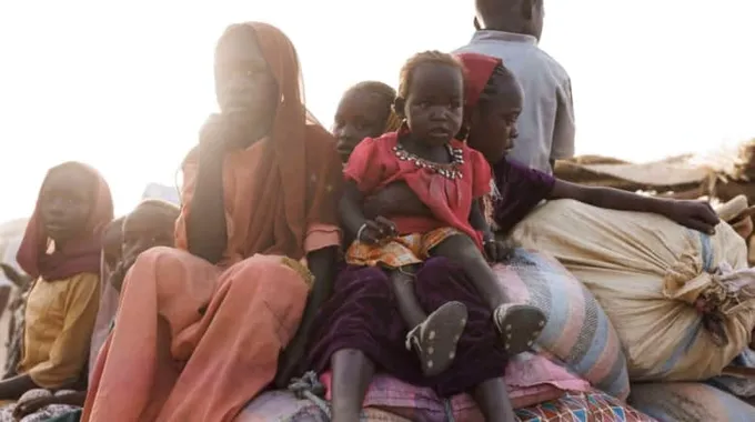 الإمارات تدين الهجمات على المدنيين في السودان