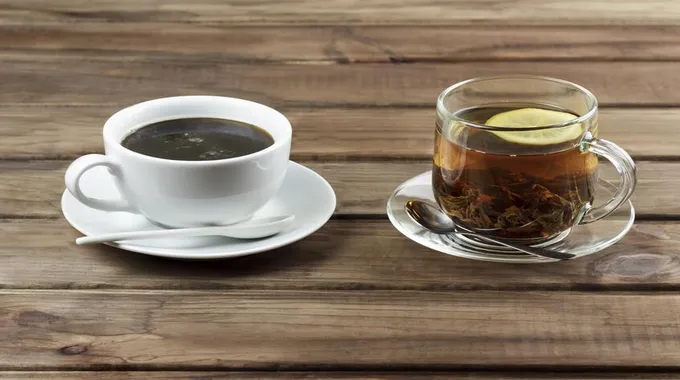 الشاي والقهوة وتأثيرهما على صحة العظام