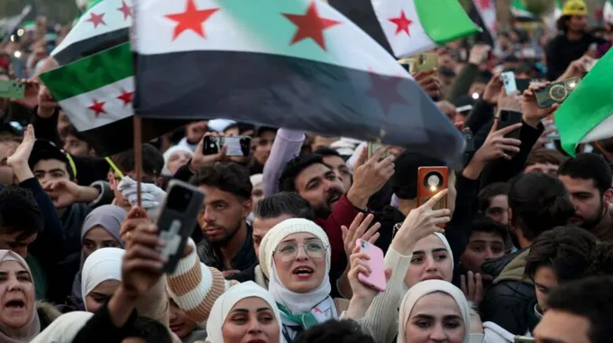 ترامب يدعو فنزويلا لاستقبال السجناء والمجانين