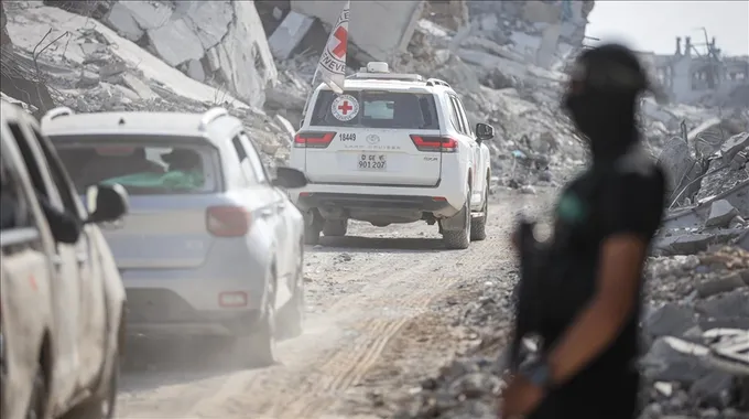 تسليم جثة أسير إسرائيلي في صفقة تبادل الأسرى