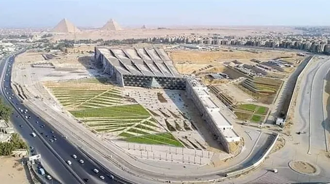 تطوير المنطقة المحيطة بالمتحف المصري الكبير