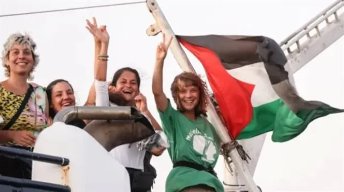 تعذيب الناشطة جريتا تونبرج في سجون الاحتلال