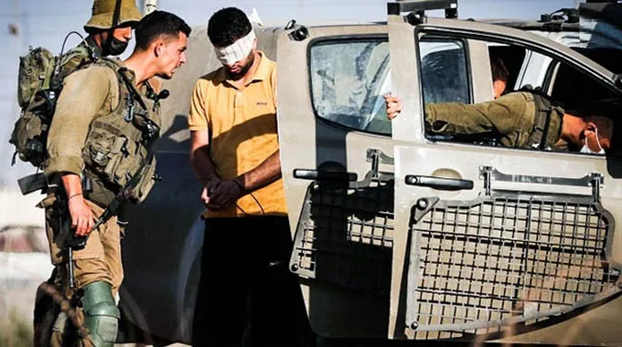 تفاصيل سرقة حقيبة من سيارة في حلوان