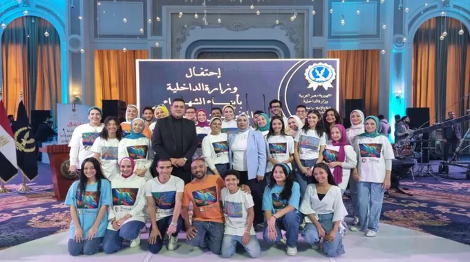 تكريم أبناء الشهداء المتفوقين دراسياً