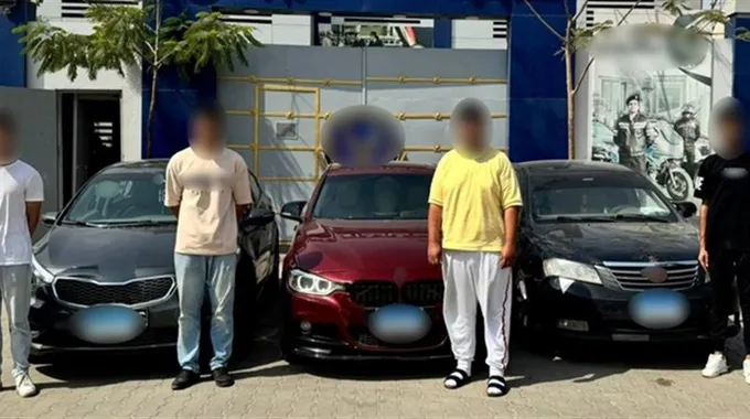 حادثة سيارة ملاكي تثير الجدل في كفر الشيخ