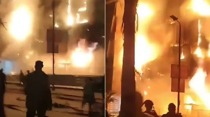 حريق هائل في مول بمدينة العبور