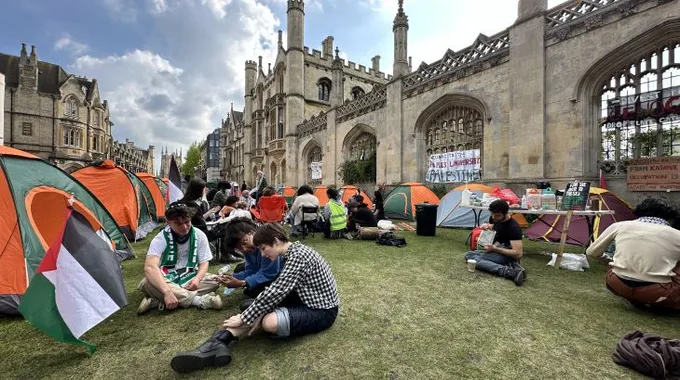 صراعات داخل حزب العمال البريطاني