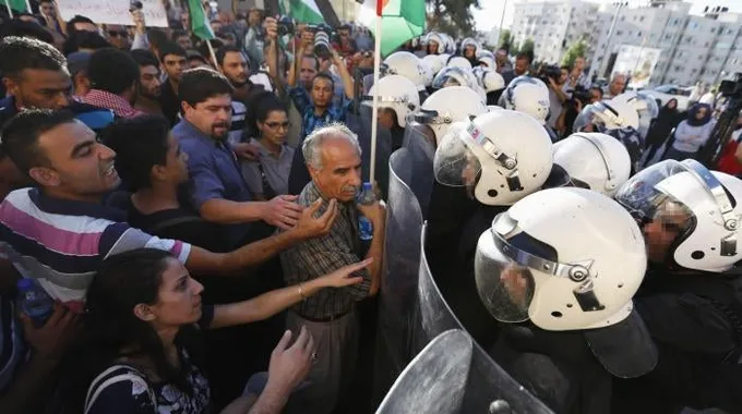 علاقة مصر بحماس: تحليل تاريخي شامل
