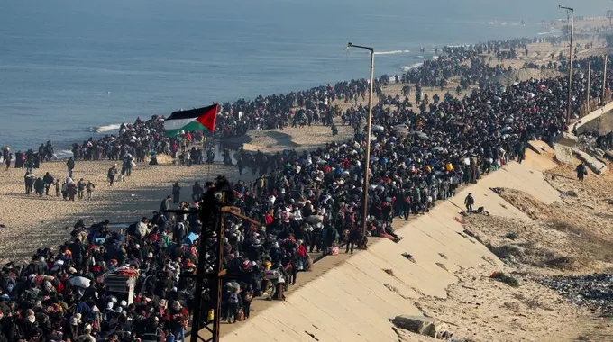 عودة النازحين الفلسطينيين إلى غزة