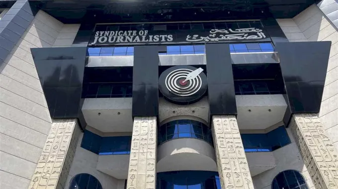 مبادرة دعم علاج الأمراض المزمنة للصحفيين